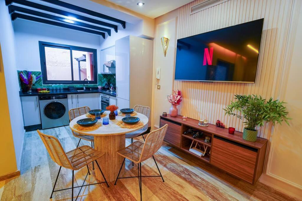 Darsublime Au Coeur De Marrakech Jacuzzi Prive Appartement Marrakesh Buitenkant foto
